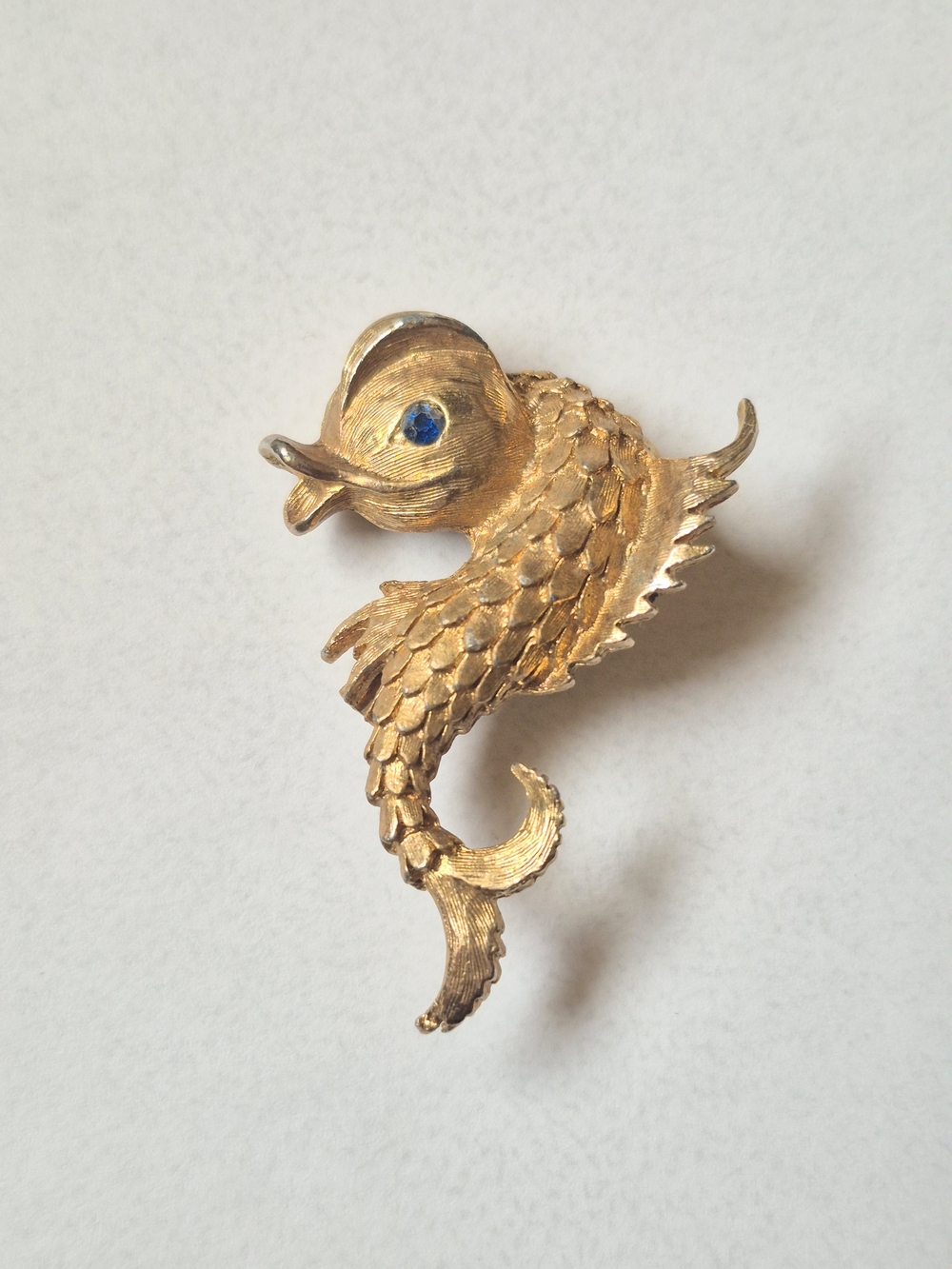 Vintage Gold Tone Mid Century Fish Sea Creature Brooch